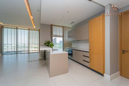2 Bedroom Apartment for Sale in Business Bay, Dubai - Luxury | Duplex | Vacant | Must See