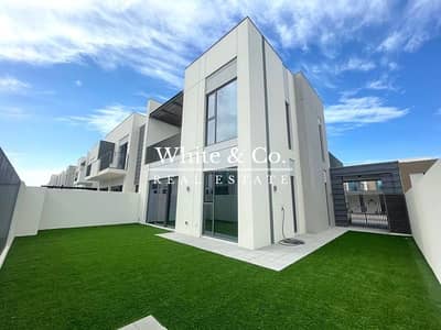 4 Bedroom Townhouse for Rent in Arabian Ranches 3, Dubai - LANDSCAPED GARDEN | END UNIT | VIEW TODAY