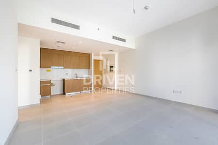 1 Bedroom Flat for Rent in Dubai Creek Harbour, Dubai - Vacant and Bright Unit with Chiller Free