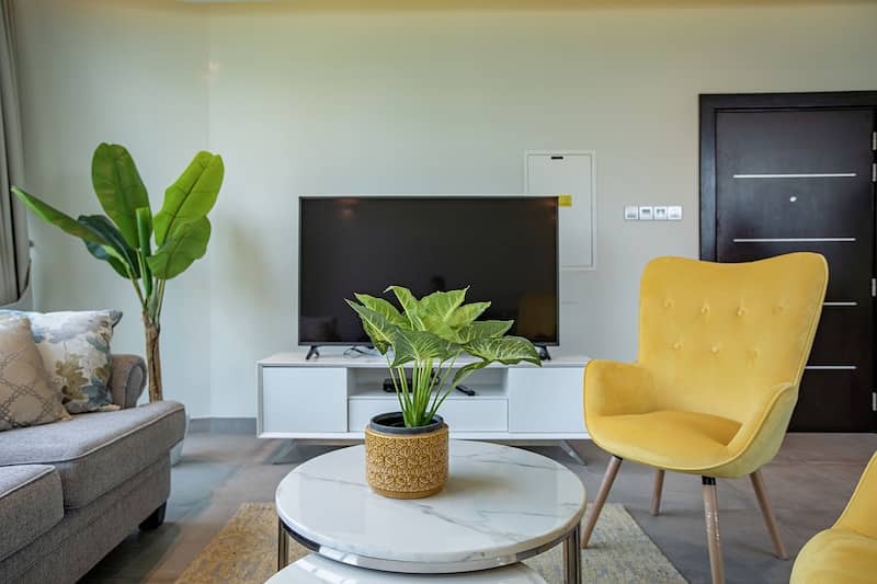 4 BDR Holiday home with made room and jacuzzi