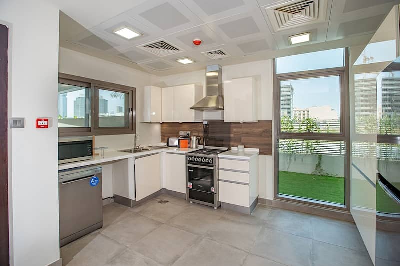 4 BDR Holiday home with made room and jacuzzi - Image 6