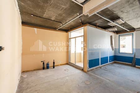 Office for Rent in Deira, Dubai - Conveniently Located | Vacant Office | 2 Parking