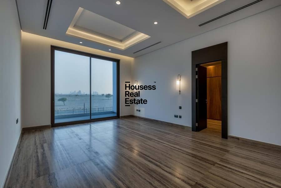 Modern Villa | Fully glass | High Ceiling