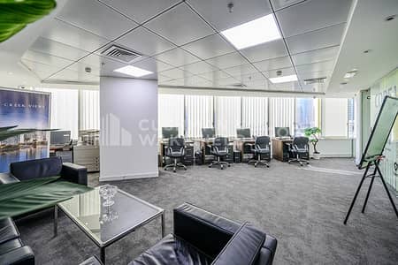Office for Sale in Business Bay, Dubai - Fully Fitted Unit | 3 Parking | Lake View
