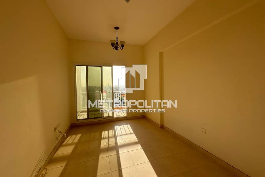 Vacant | Ready to Move in | Unfurnished | Bright Vacant | Ready to Move in | Unfurnished | Bright
