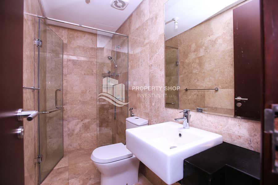13 2-bedroom-apartment-al-reem-island-marina-square-marina-heights-2-bathroom-2. JPG