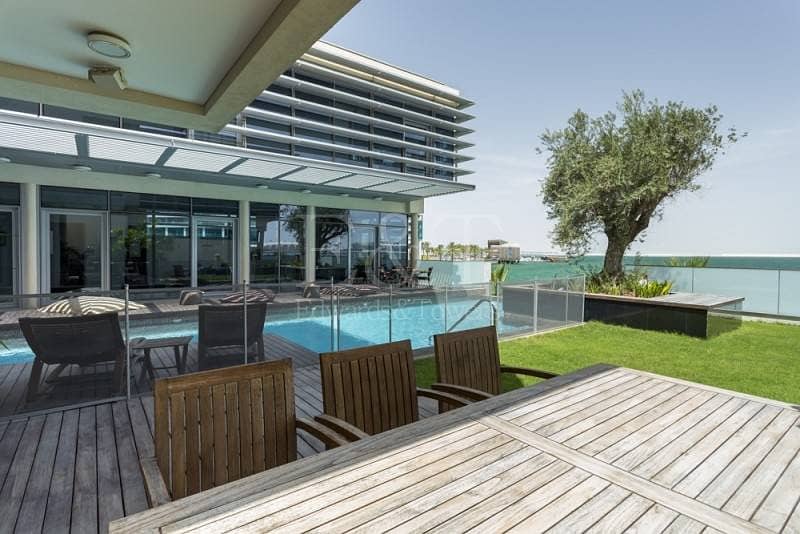 UNIQUE opportunity- VIP waterfront villa