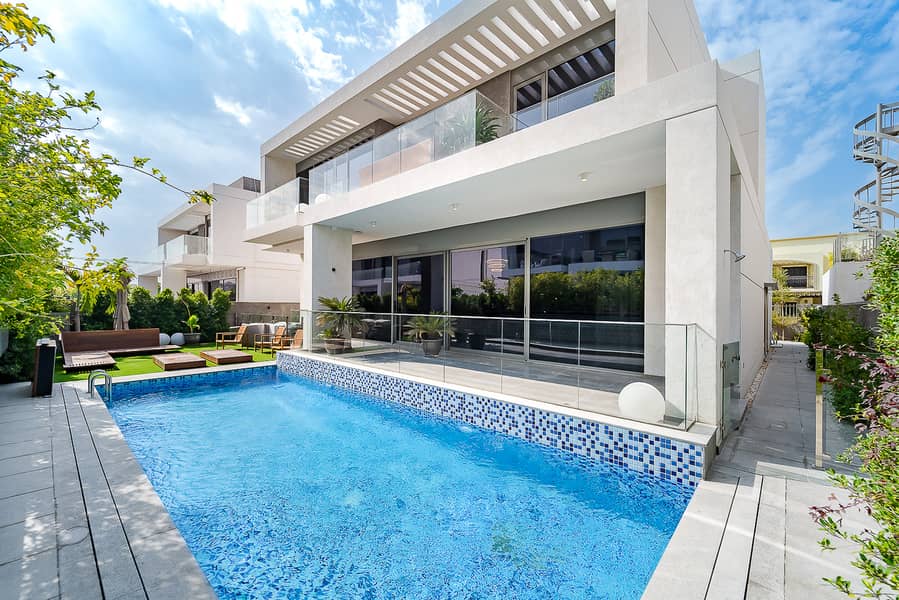 Fully Furnished Villa | Landscaped with Pool