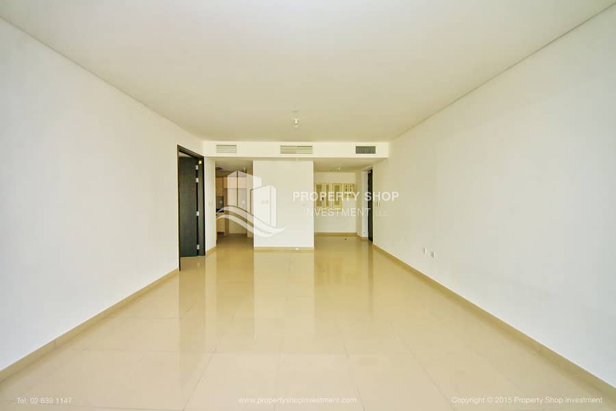 3 1-bedroom-apartment-al-reem-island-marina-square-rak-tower-dining area. JPG