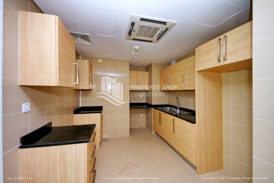 4 1-bedroom-apartment-al-reem-island-marina-square-rak-tower-kitchen-1. JPG