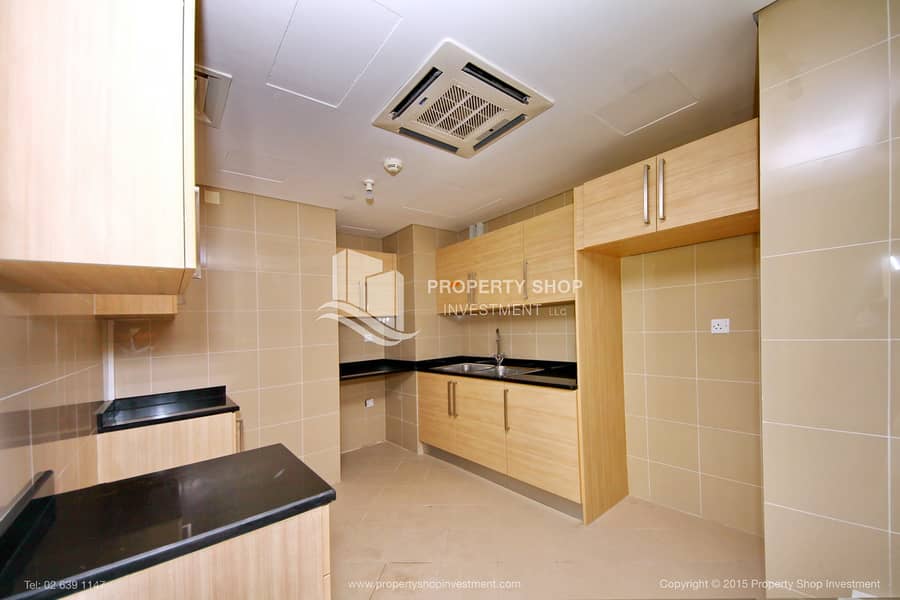 8 1-bedroom-apartment-al-reem-island-marina-square-rak-tower-kitchen. JPG