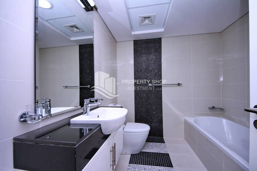 13 2-bedroom-apartment-al-reem-island-najmat-abu-dhabi-marina-bay-master-bathroom-1. JPG
