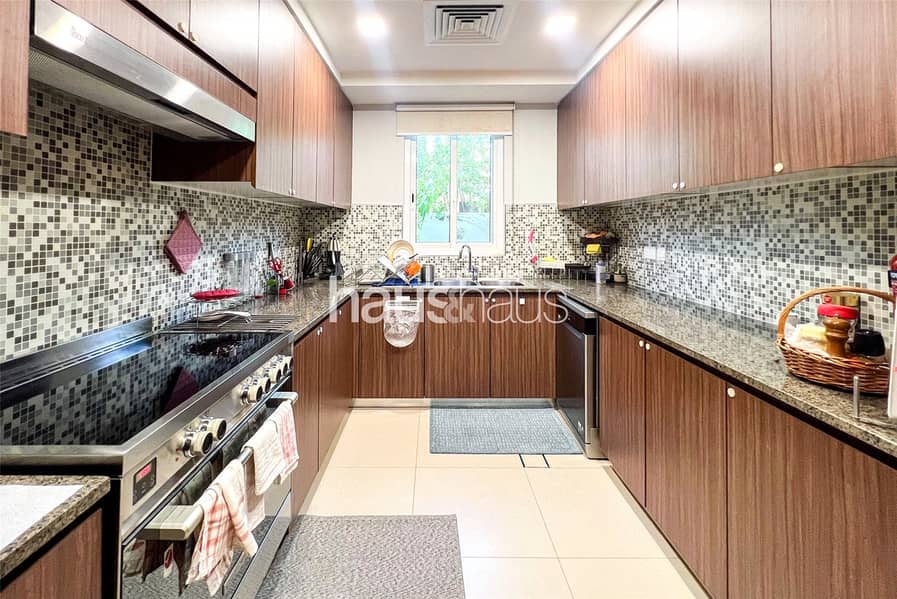 End Unit | Closed Kitchen | Owner Occupied
