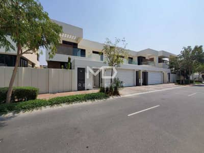 5 Bedroom Villa for Sale in Yas Island, Abu Dhabi - Tenanted Villa | Spacious Modern Layout | High ROI