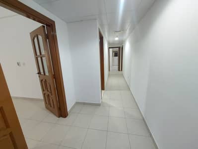 3 Bedroom Apartment for Rent in Hamdan Street, Abu Dhabi - Spacious 3bhk plus Maids Room.