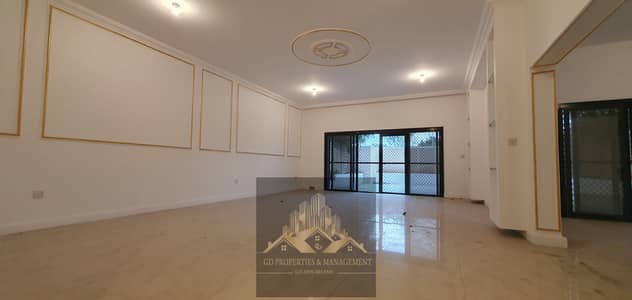 4 Cпальни Вилла в аренду в Аль Мина, Абу-Даби - Вилла в Аль Мина, 4 cпальни, 180000 AED - 8548168