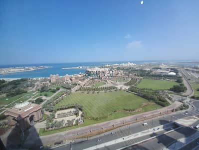 3 Bedroom Apartment for Rent in Corniche Road, Abu Dhabi - Luxurious | Modern Design | Prime Location