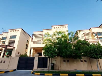 5 Cпальни Вилла в аренду в Аль Мактаа, Абу-Даби - Вилла в Аль Мактаа，Хиллс Абу Даби, 5 спален, 220000 AED - 8552981