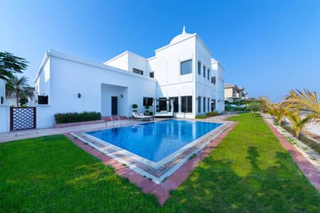 6 Bedroom Villa for Rent in Palm Jumeirah, Dubai - 1672197918bf5075b027a701a8d580ff81418a8e4b. jpg