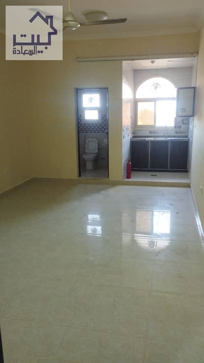 For rent in Ajman, studio annually, kindergarten 1 I live in a very family building Annual maintenance is borne by the owner Very close to the Dubai a