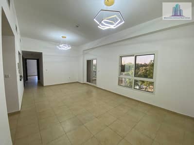 2 Bedroom Apartment for Rent in Remraam, Dubai - Pic 1. jpg