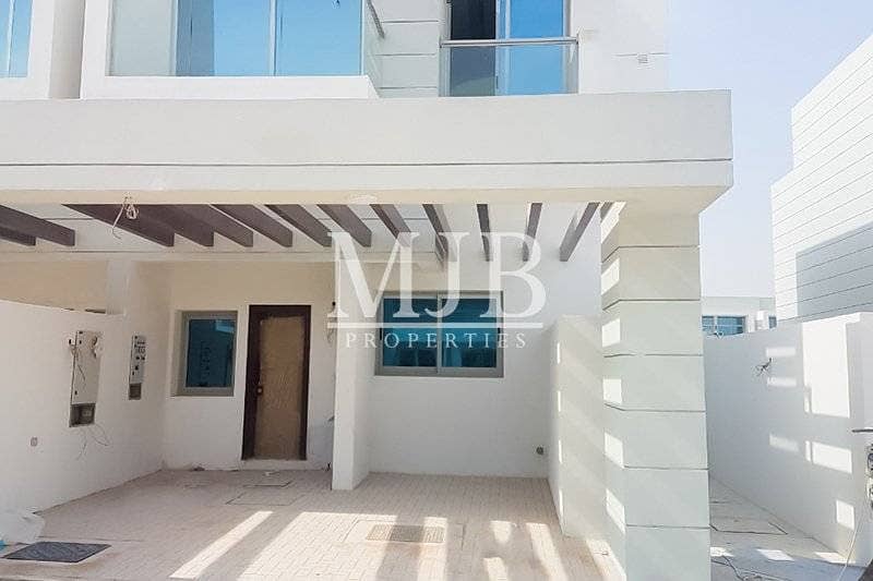 5% Discount Four Bedroom Arabian Style Viila