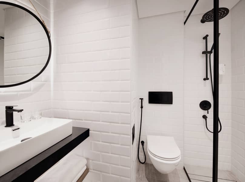 3 Premium Room_Bathroom. jpg