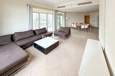 朱美拉棕榈岛， 迪拜 3 卧室单位待租 - 位于朱美拉棕榈岛，海滨公寓，阿尔达斯公寓 3 卧室的公寓 290000 AED - 8557275