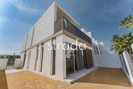 4 Bedroom Townhouse for Sale in Tilal Al Ghaf, Dubai - Large Plot | 4 Bedroom | Corner Unit