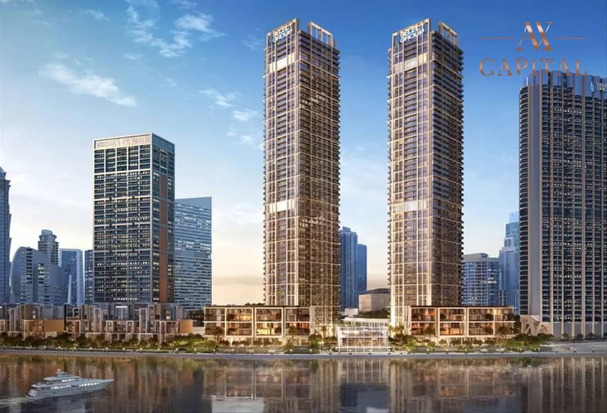 Peninsula The Plaza | Canal View | High Floor