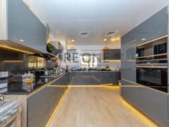 Exclusive | Upgraded | Lift | Modern Kitchen