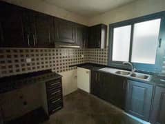 Three rooms, a hall, 3 bathrooms, wall cabinets, price 45 thousand