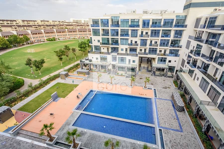 High Floor I Pool Park and Courtyard Views