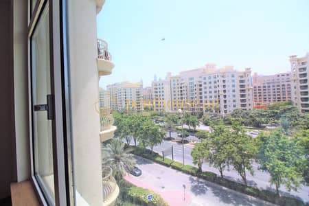 3 Bedroom Apartment for Sale in Palm Jumeirah, Dubai - Stunning Location | Mid Floor 3BHK | Garden View