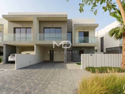 4 Bedroom Villa for Sale in Yas Island, Abu Dhabi - Single Row | Golf Course Views | Private Gardens