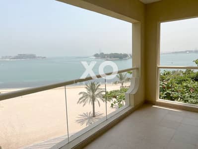 2 Bedroom Flat for Rent in Palm Jumeirah, Dubai - Sea Views | 2 Bedroom + Maids | Vacant Now