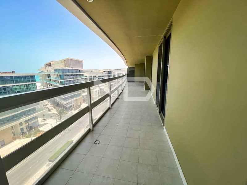 A Brand New Unit With Sea View | Up to 3 Payments