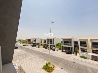 3 Bedroom Townhouse for Sale in Yas Island, Abu Dhabi - Ready To Move In | Private Garden| Great Community