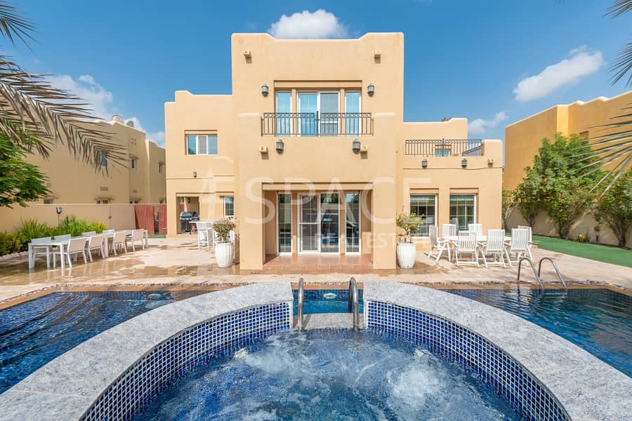 Type 17 in Great Location | Private Pool