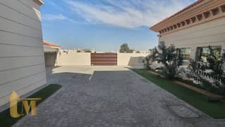 luxurious villa with large areas for rent in Al Khawaneej 6 B/R with bathrooms large majlis & large hall.