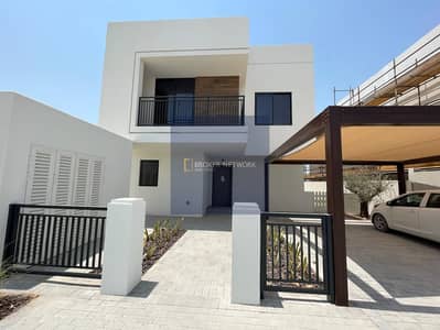 2 Bedroom Townhouse for Sale in Yas Island, Abu Dhabi - PHOTO-2023-05-04-15-30-39 2. jpg