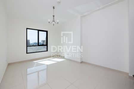 Studio for Rent in Al Jaddaf, Dubai - More Options and Well-managed Studio Apt