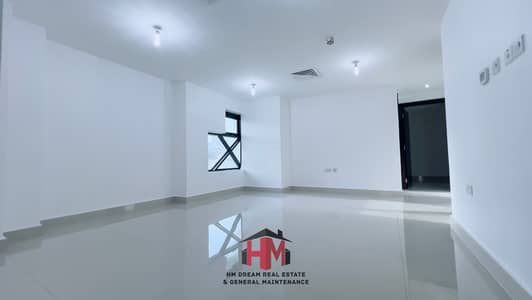 Nice And Spacious Two Bedroom Hall Apartments For Rent in Delma Street