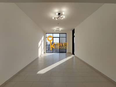 Brand New Building! 1BHK with All Ammenities! Front Of Metro