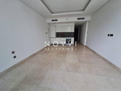 Studio for Sale in Business Bay, Dubai - Canal View | High floor | Stress Deal