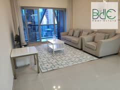 Fully furnished one-bedroom apartment on the high floor