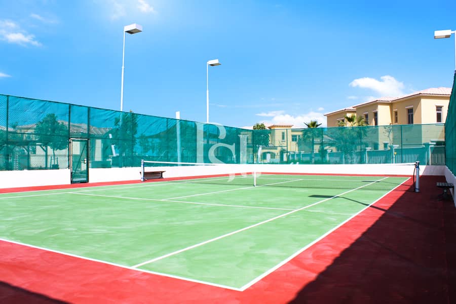 14 abu-dhabi-saadiyat-island-saadiyat-beach-community-tennis-court-2. JPG