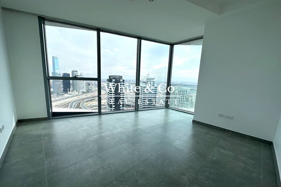 Marina Views | Unfurnished | Vacant Now Marina Views | Unfurnished | Vacant Now