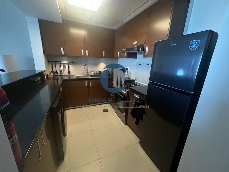 5 kitchen. jpg