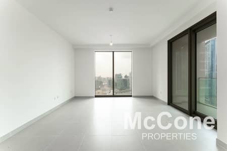 2 Bedroom Apartment for Rent in Downtown Dubai, Dubai - Sea View | High Floor | Brand New